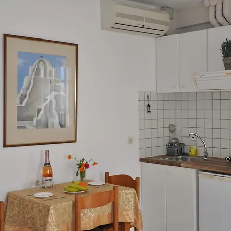 Helen Апарт-отель Херсониссос