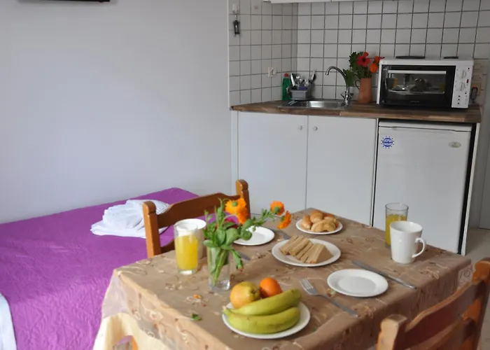 Hotel de apartamente Helen 3*