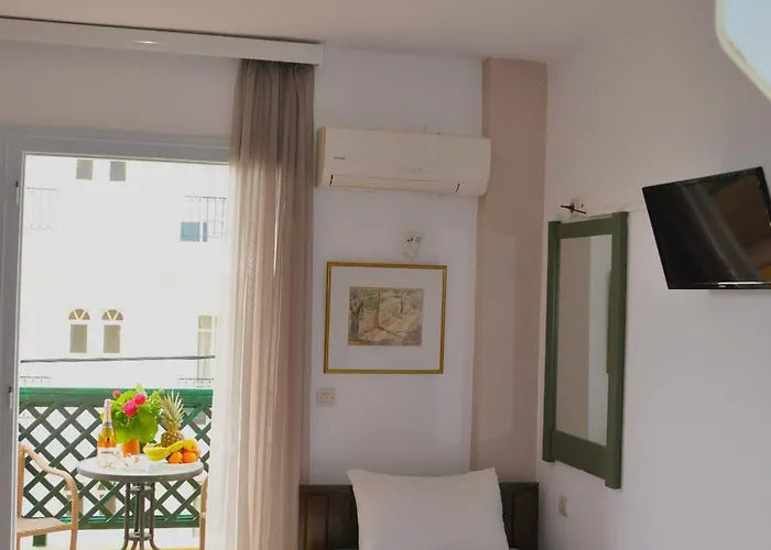 Helen Hotel de apartamente 3*